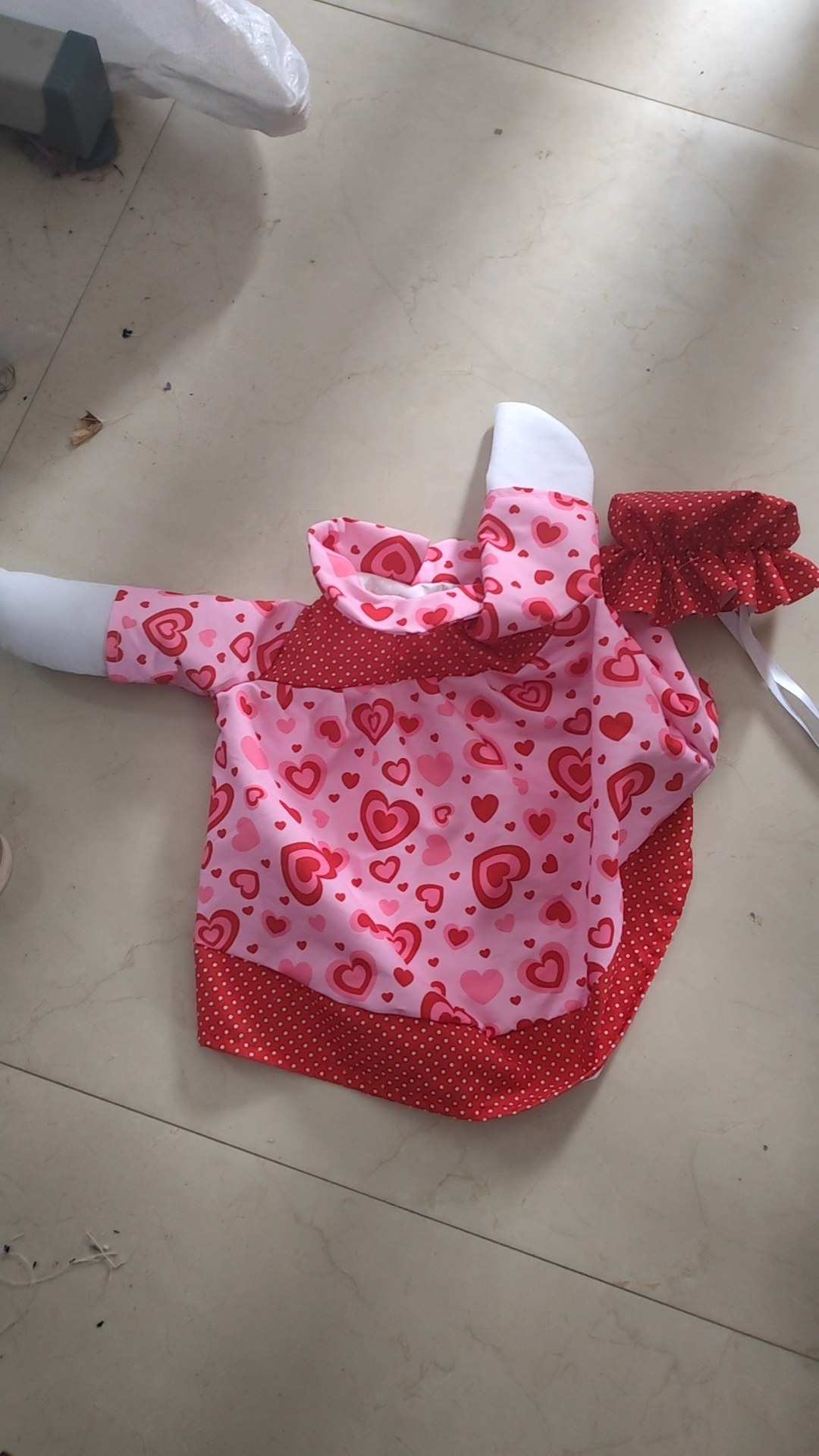 大鹅爱心印花套装 Goose Heart-Print Outfit